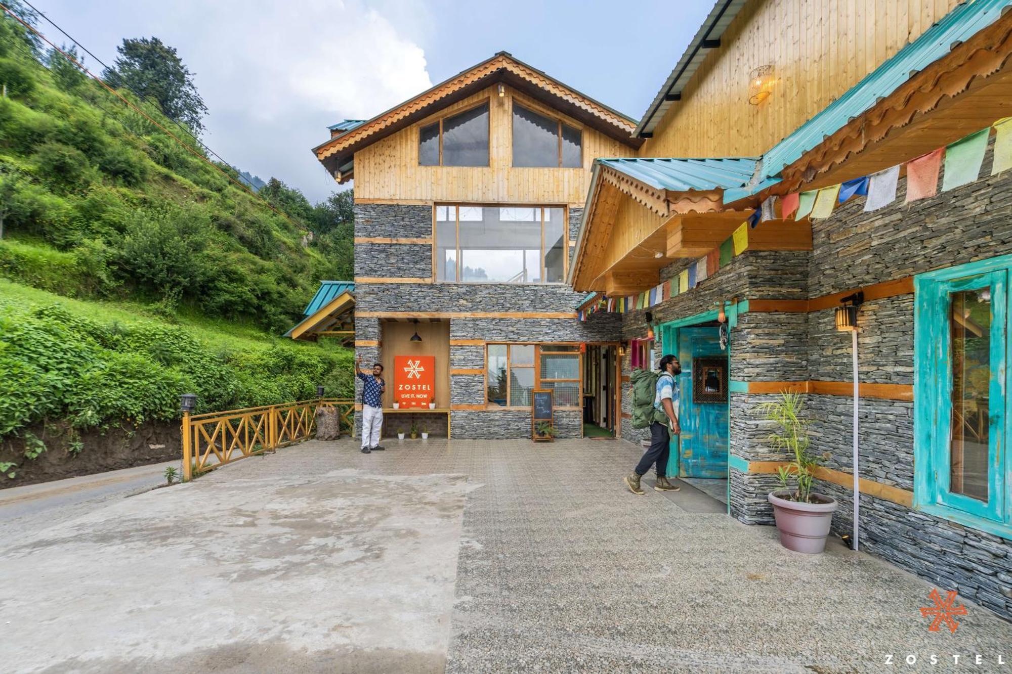 Zostel Shoja, Jibhi Hostel Exterior foto